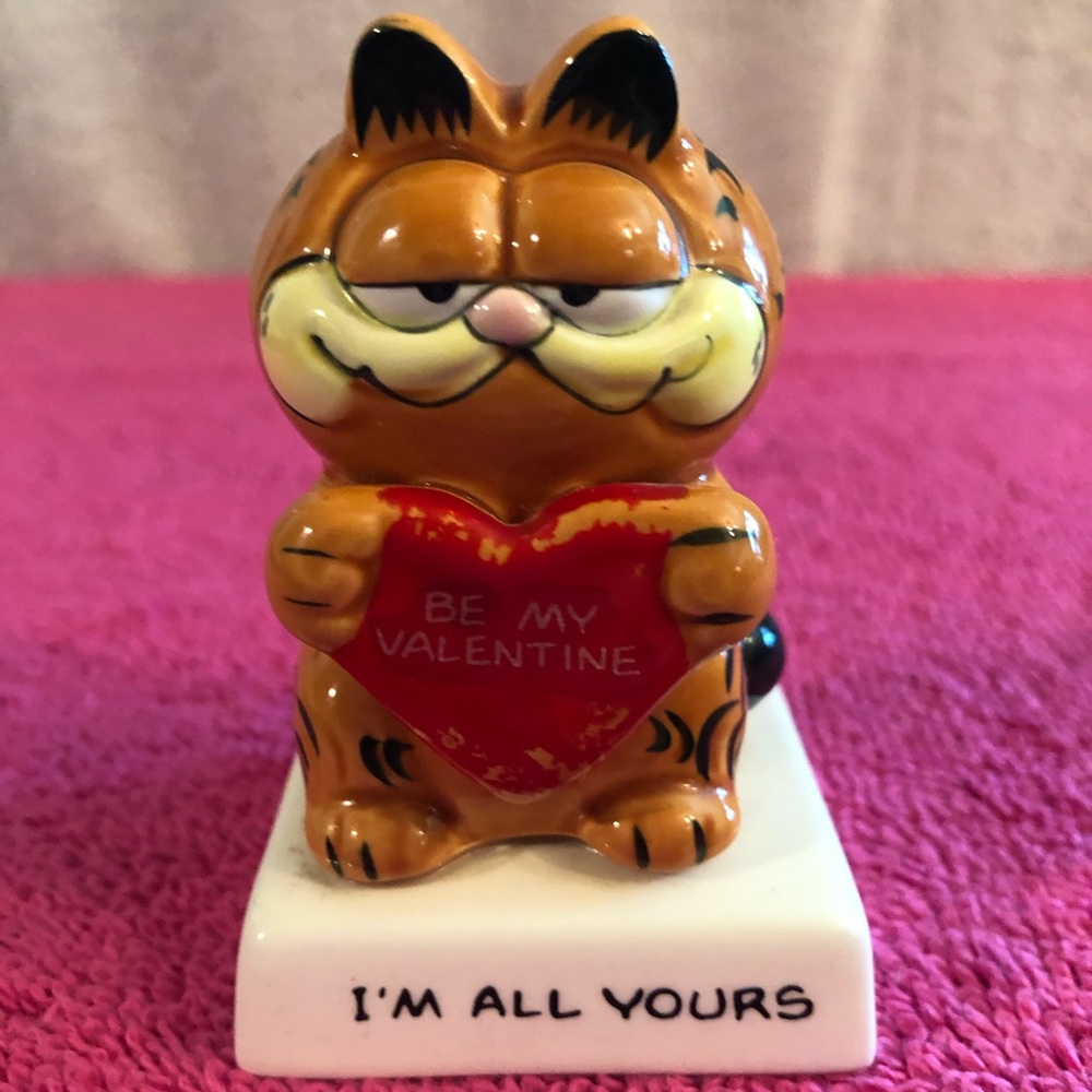 Vintage Garfield Collectible.